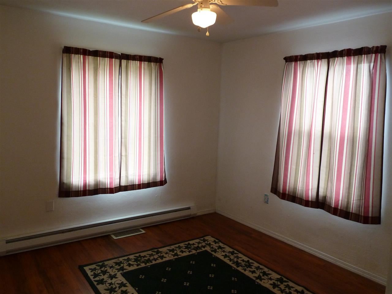 1016 Merriam St - Photo 5