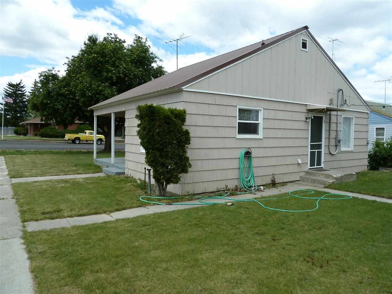 1016 Merriam St - Photo 9