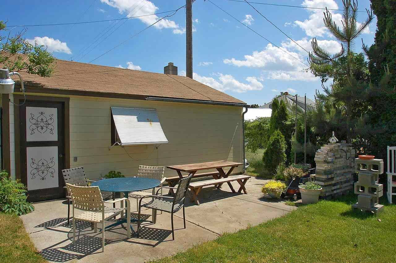 108 E Providence - Photo 13