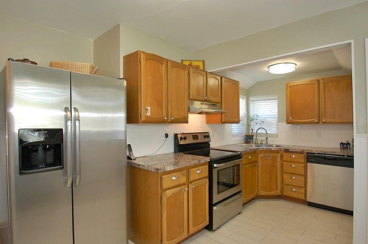 108 E Providence - Photo 6