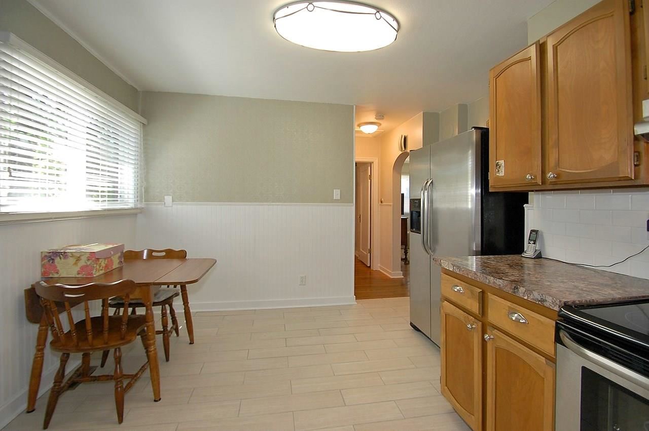 108 E Providence - Photo 7