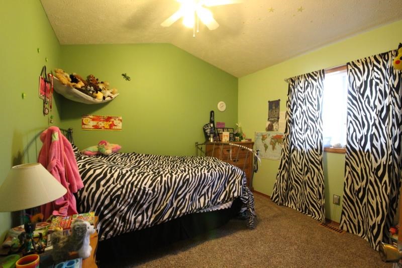3307 E 65th Ave - Photo 14