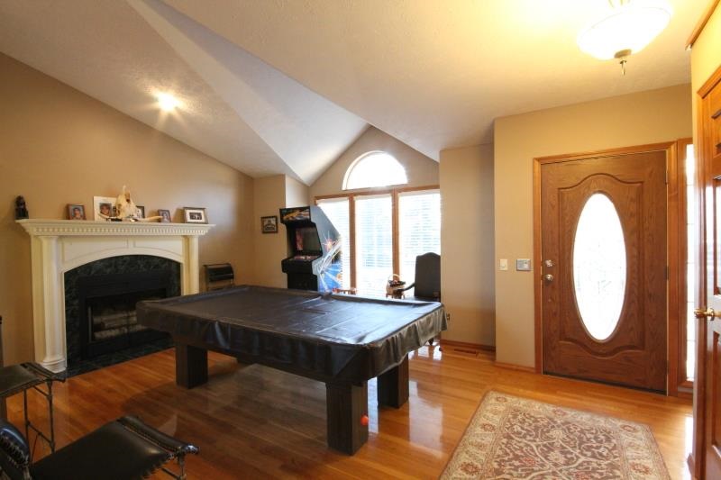 3307 E 65th Ave - Photo 3