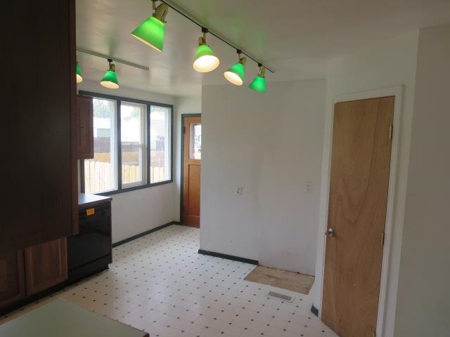 4201 E 24th Ave - Photo 7