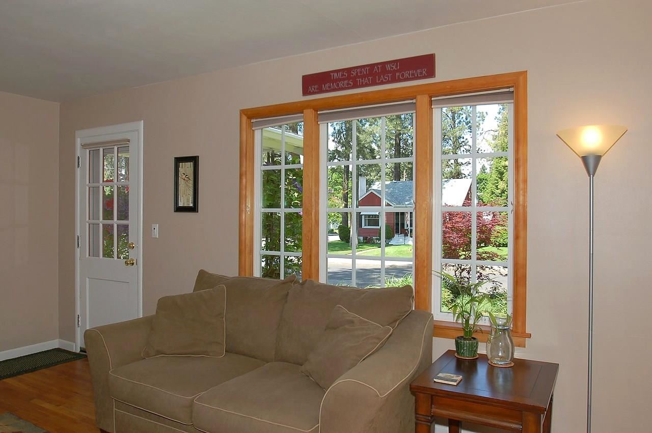 8 E 34th Ave - Photo 4