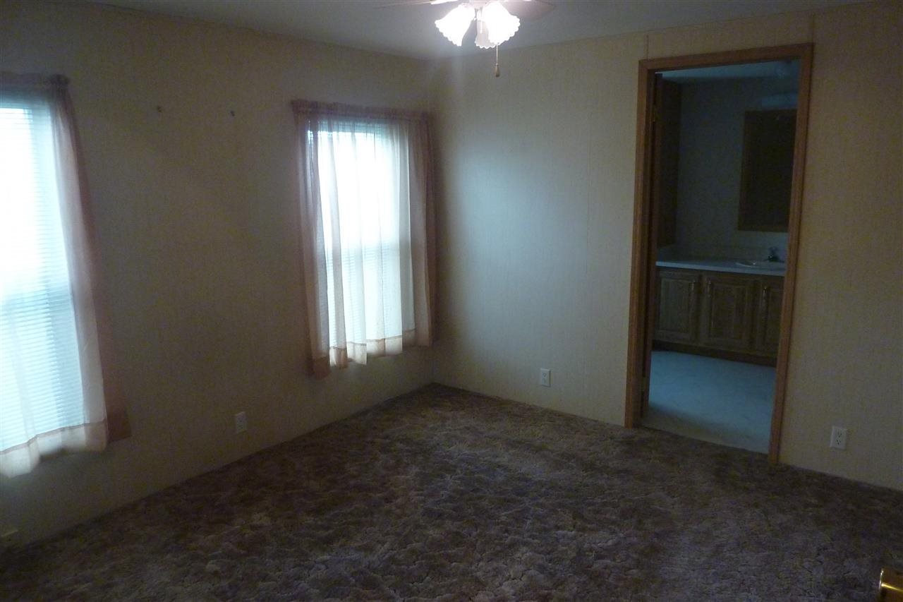 4112 E Center Rd - Photo 7