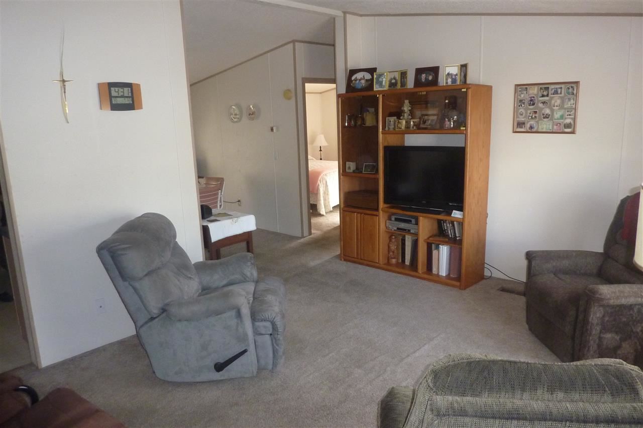 4112 E Center Rd - Photo 3