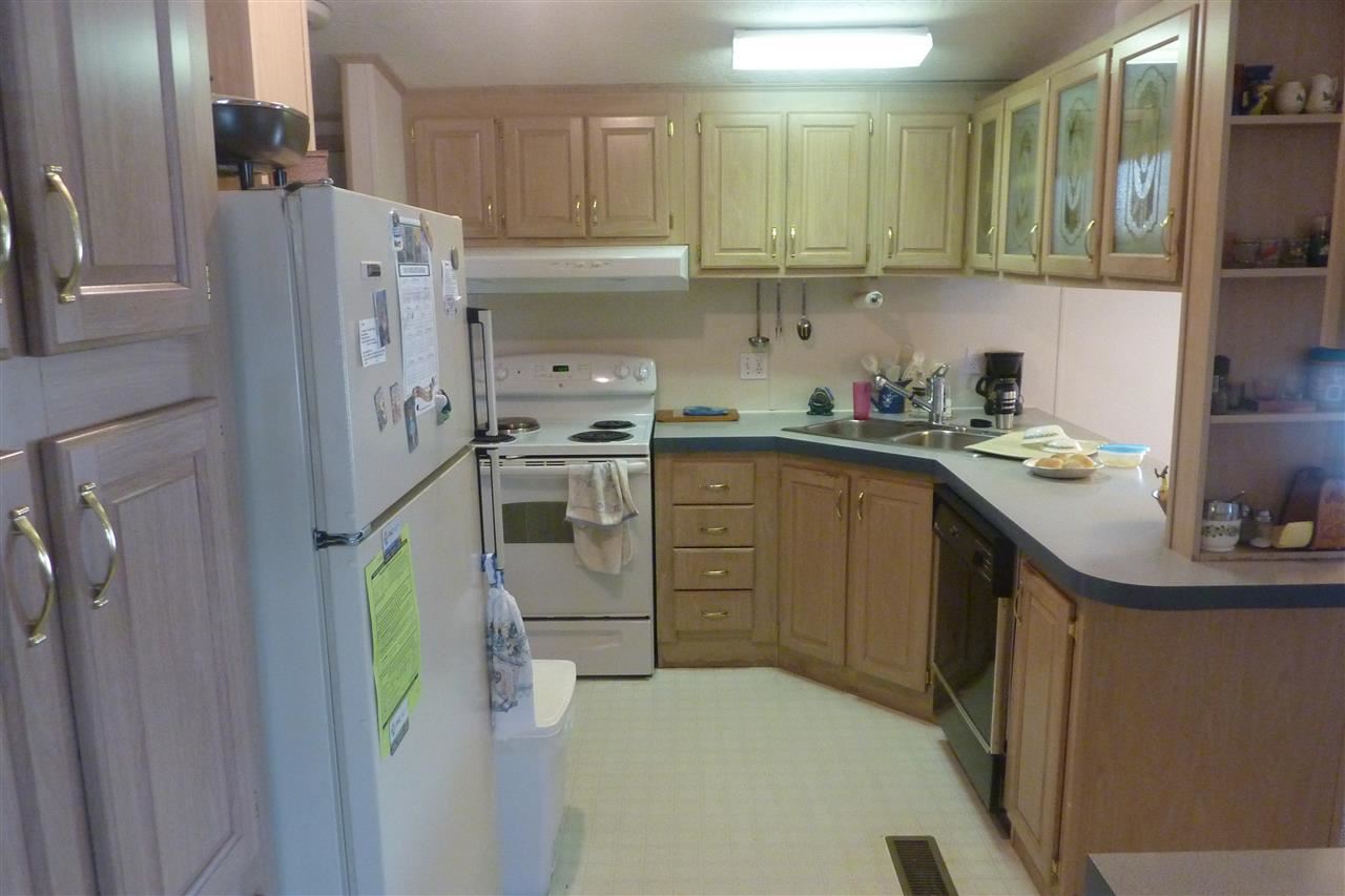 4112 E Center Rd - Photo 4