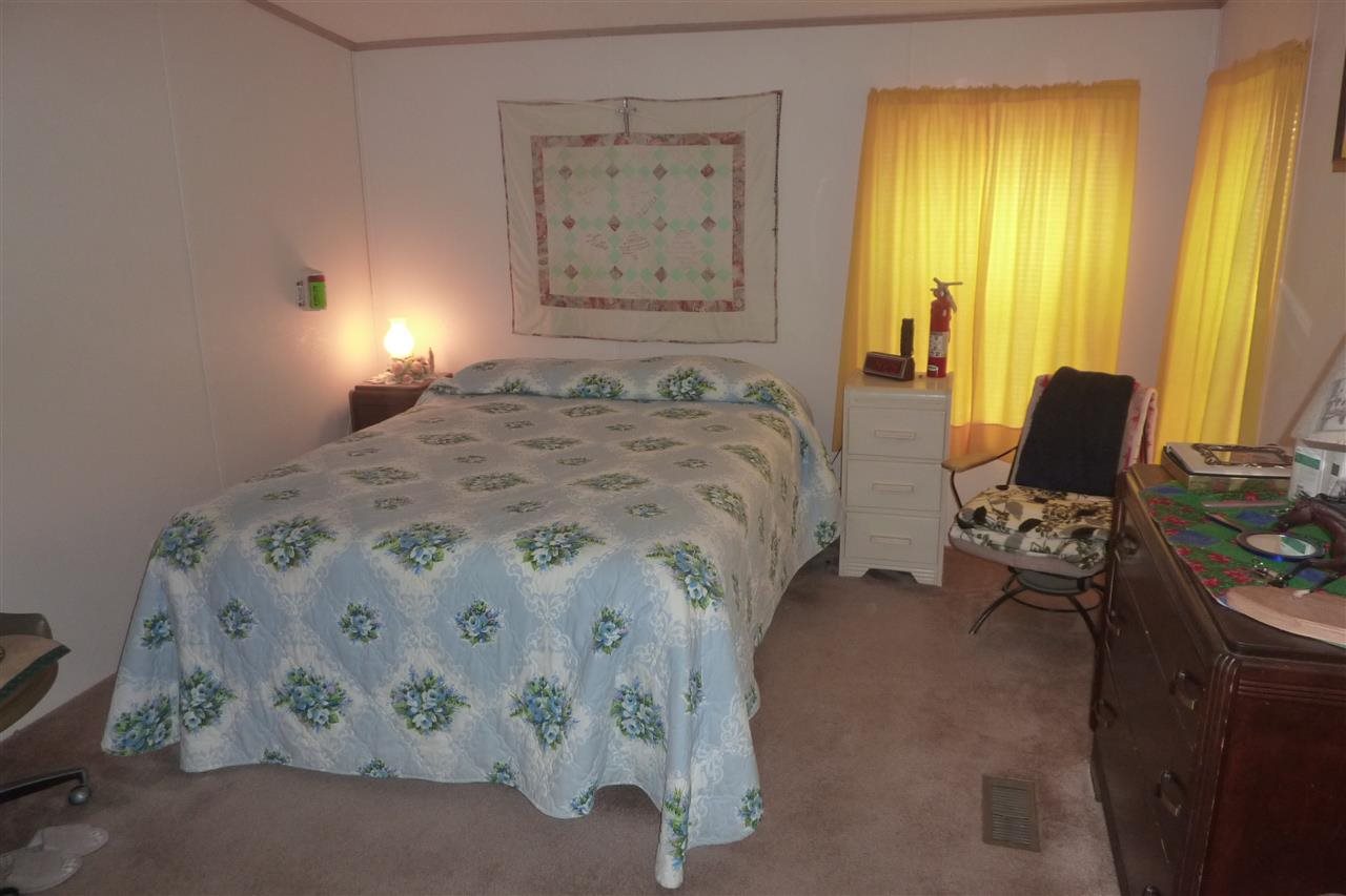 4112 E Center Rd - Photo 8