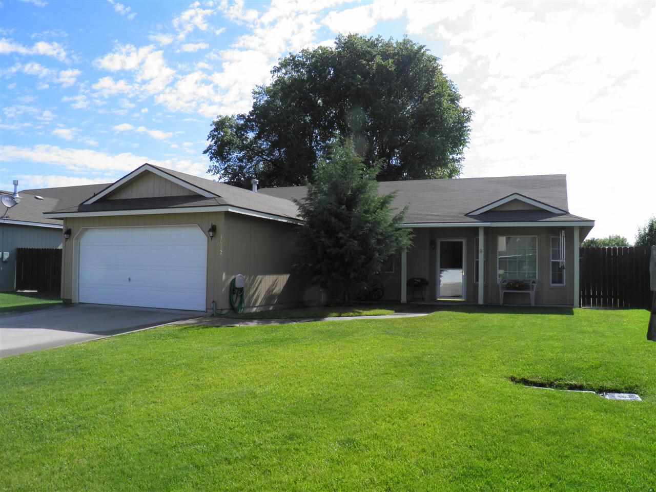 1612 N Holiday Ln - Photo 1