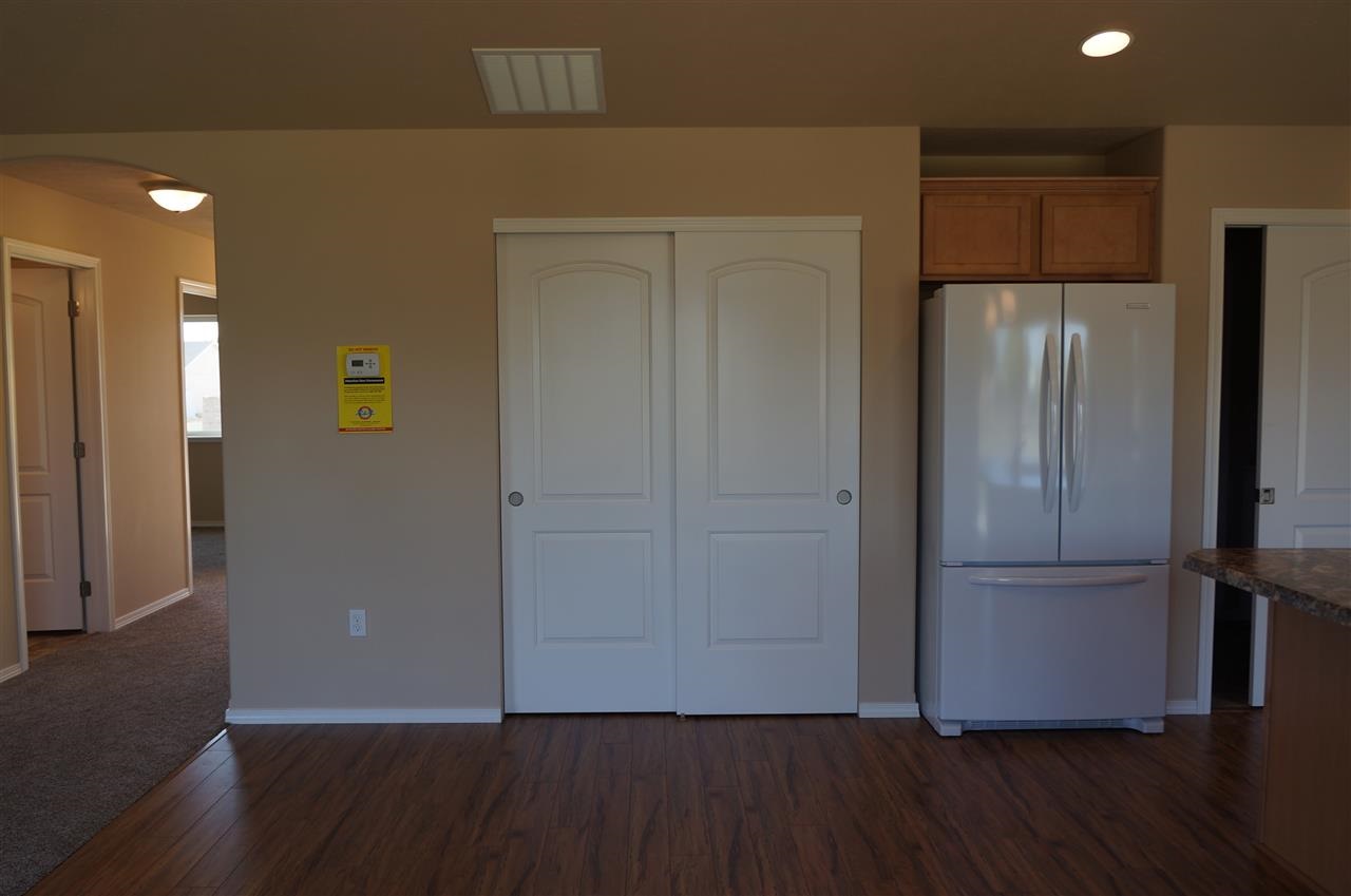 1322 N Robie - Photo 13