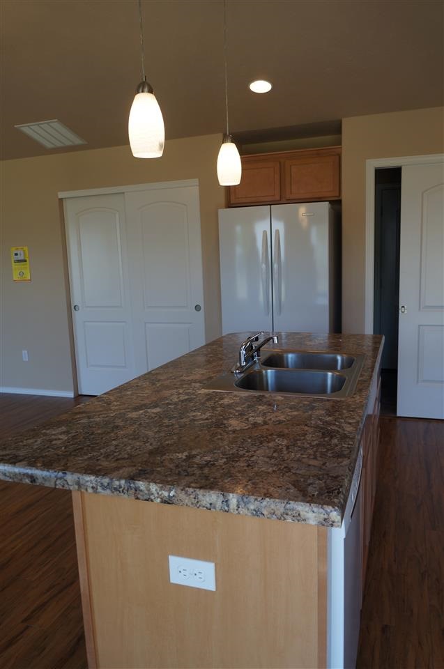 1322 N Robie - Photo 6