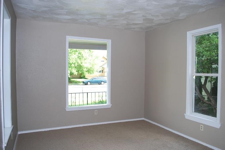2010 W Broadway Ave - Photo 3