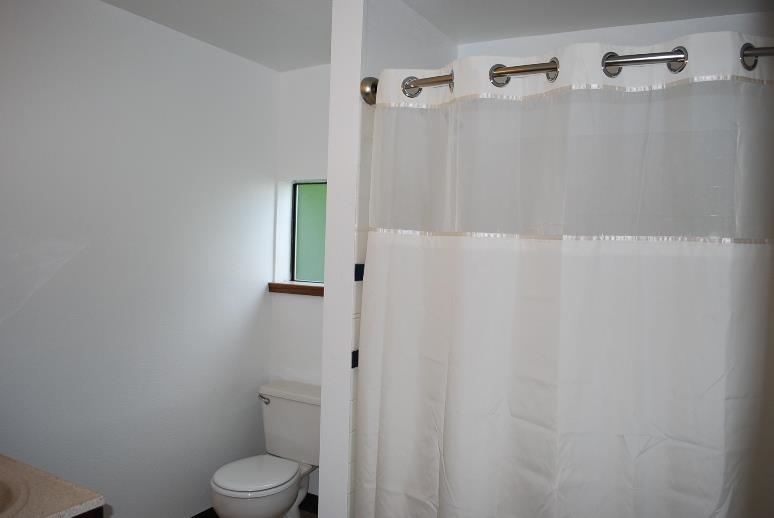 2010 W Broadway Ave - Photo 8
