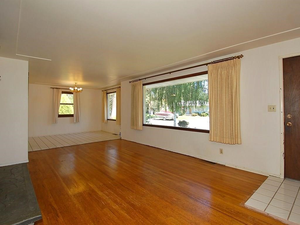 13002 E Blossey Ave - Photo 3