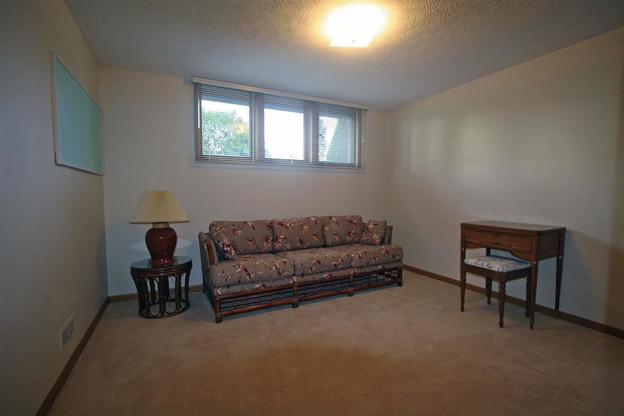 1911 W Glass Ave - Photo 13
