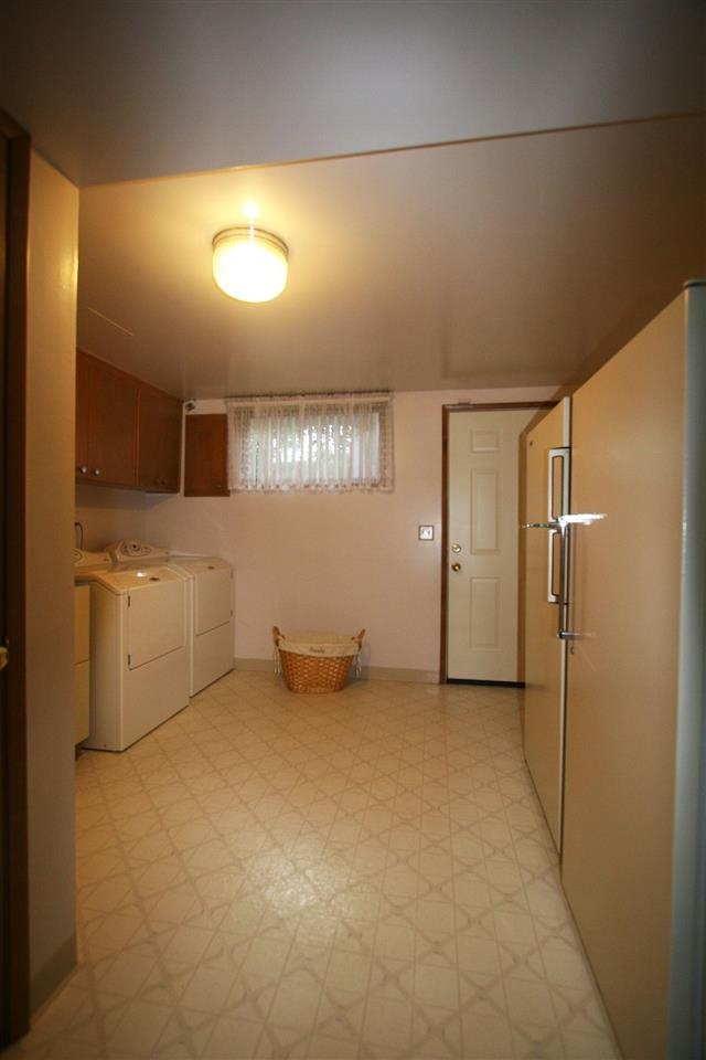 1911 W Glass Ave - Photo 16