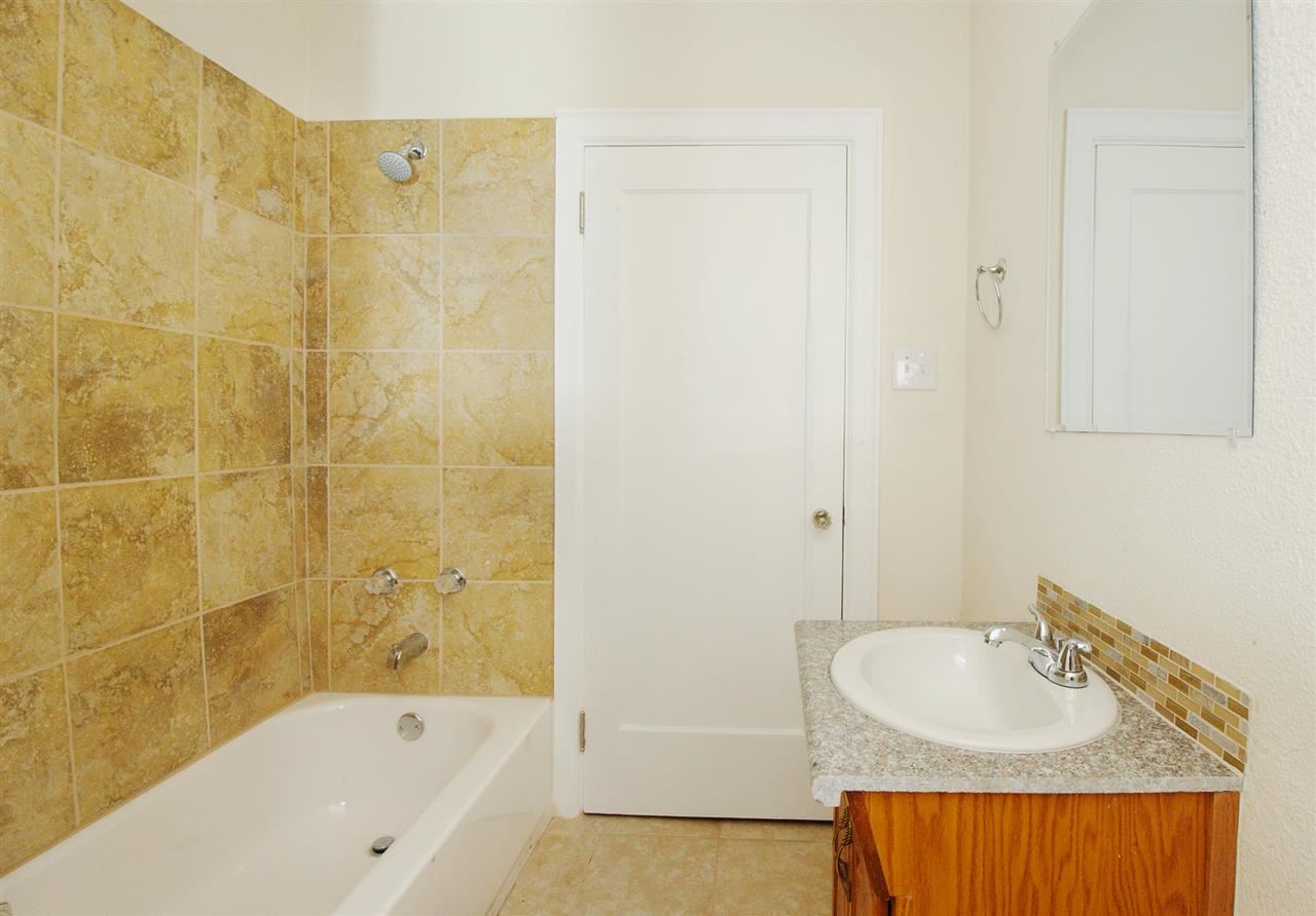 3824 E 4th - Photo 12