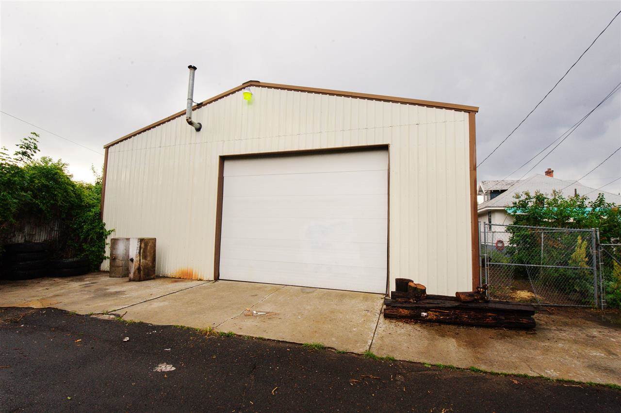 3824 E 4th - Photo 17
