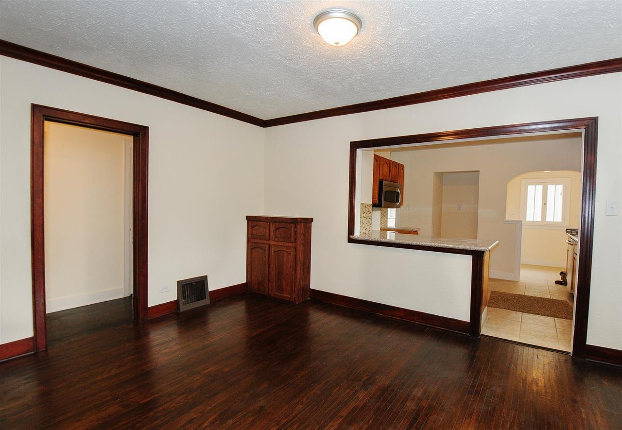 3824 E 4th - Photo 4