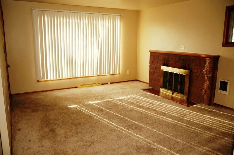 4024 N Elm St - Photo 2