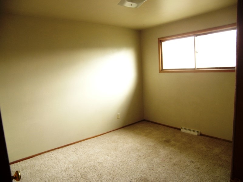 4024 N Elm St - Photo 12