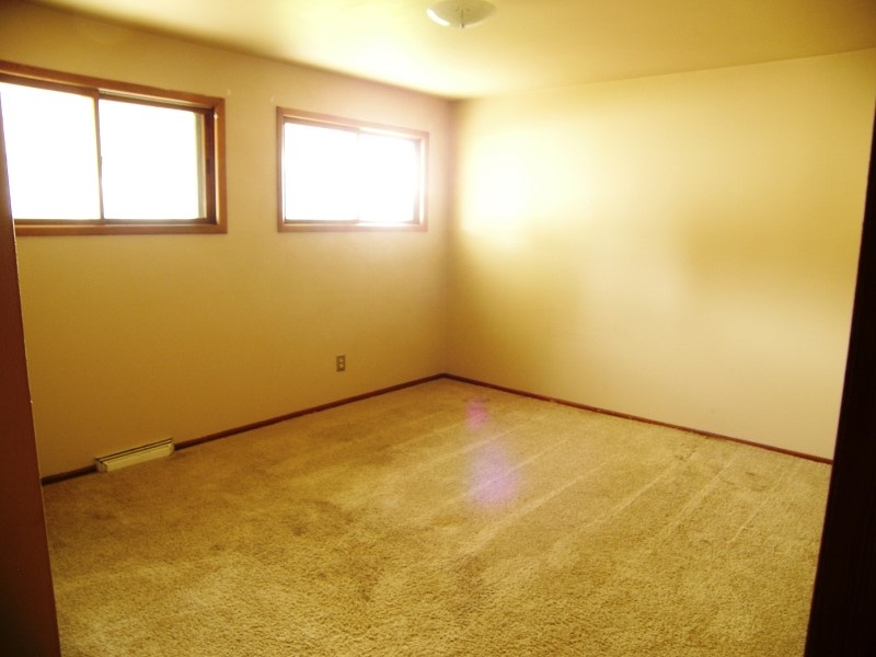 4024 N Elm St - Photo 8