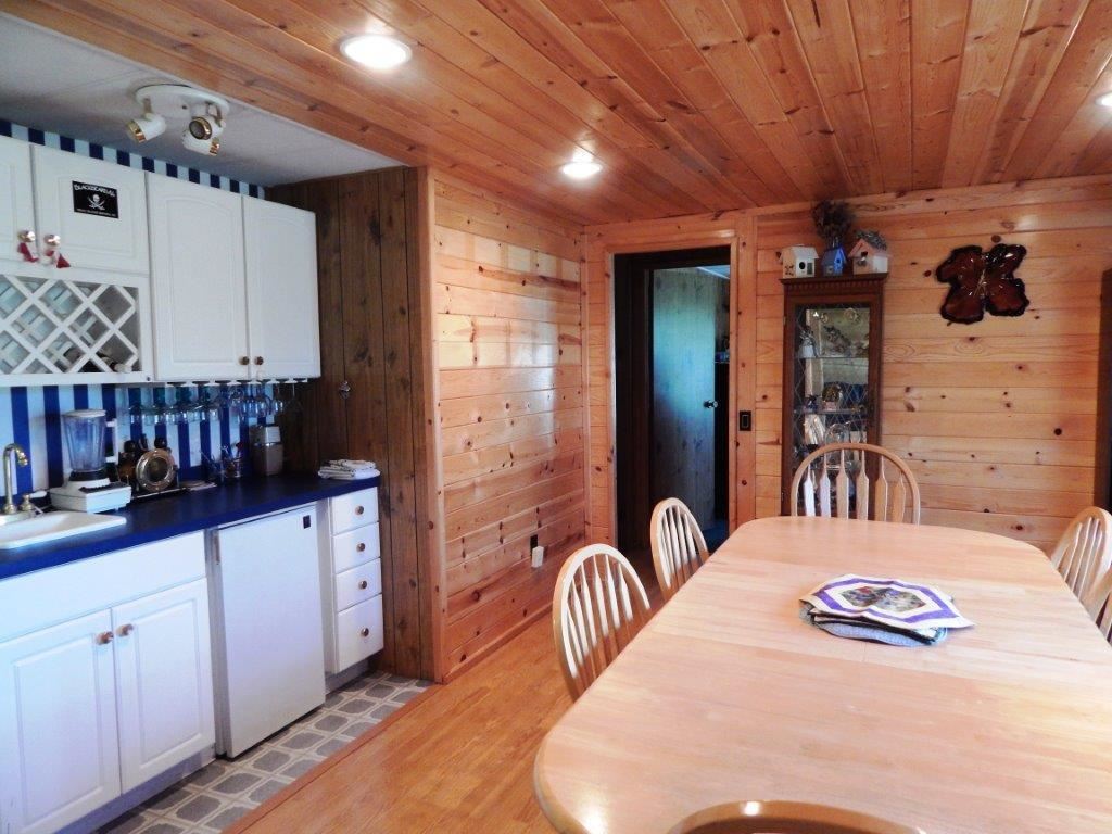 1327 N Delaware Ave - Photo 5