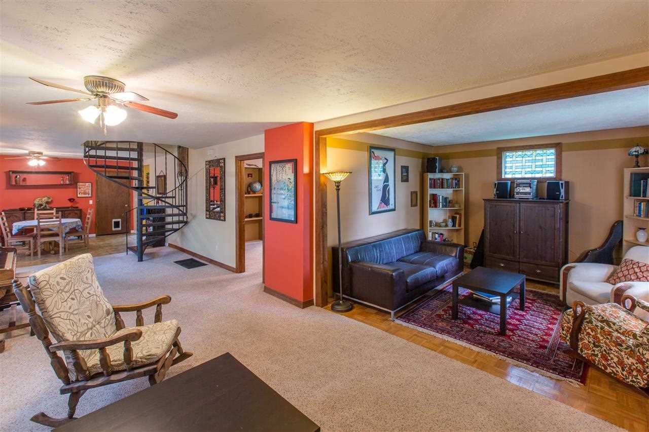 1818 W Augusta Ave - Photo 3