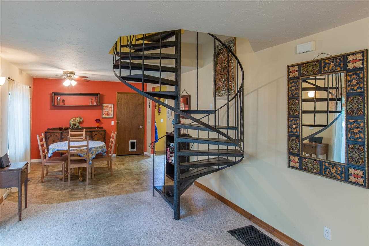 1818 W Augusta Ave - Photo 6