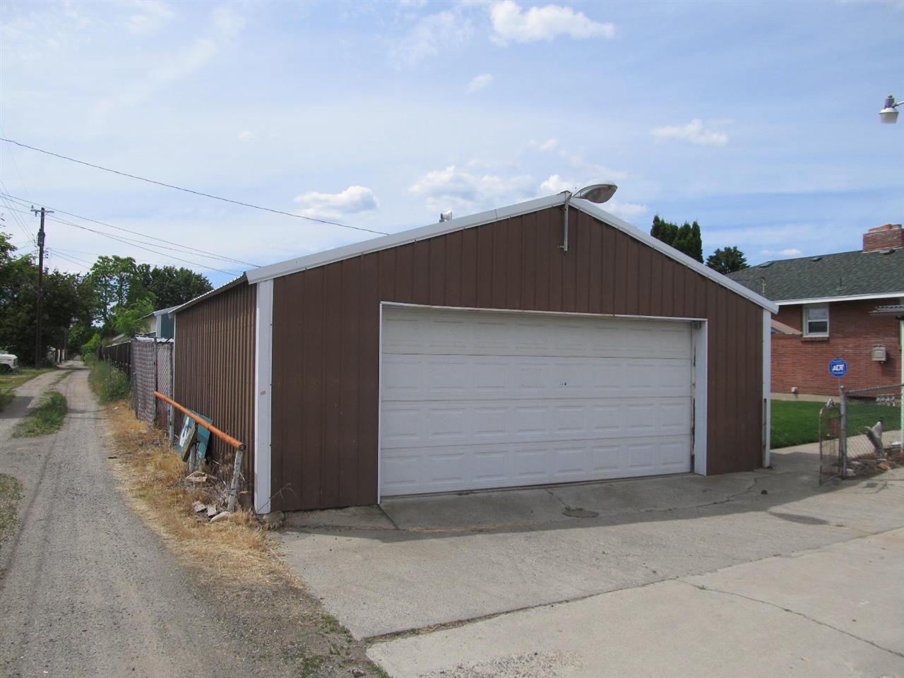 1314 E Everett Ave - Photo 5