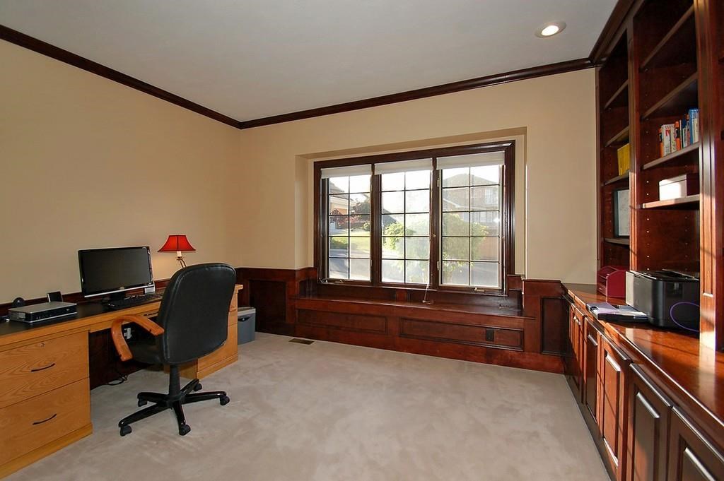 8812 N Kensington Dr - Photo 11