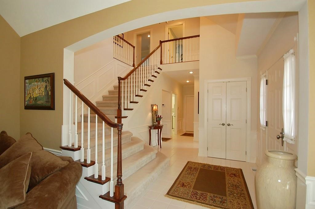 8812 N Kensington Dr - Photo 3