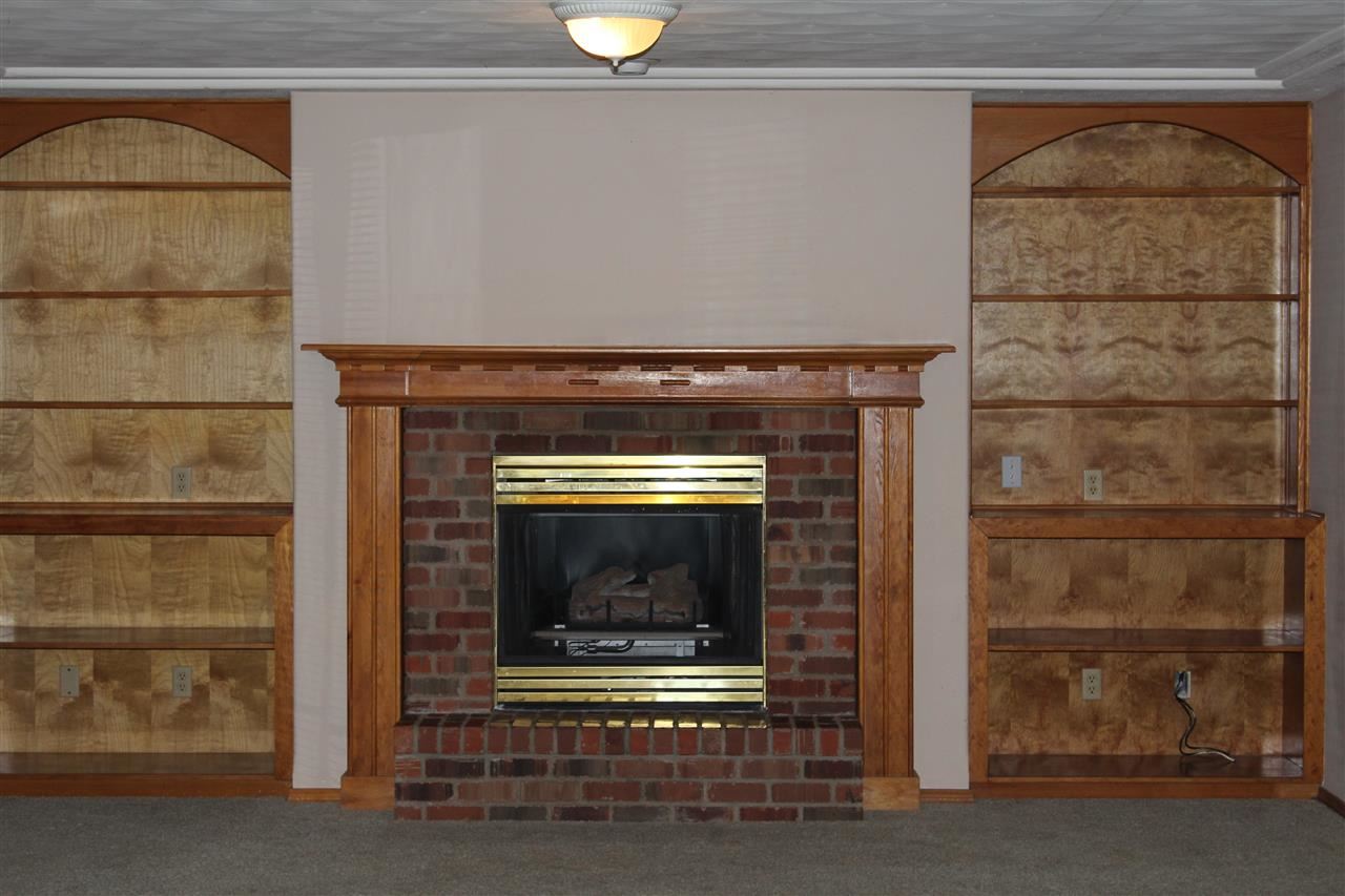 5223 E Woodglen - Photo 9