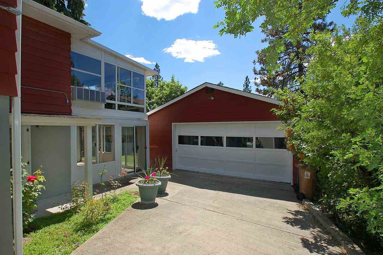 1638 S Maple Blvd - Photo 3