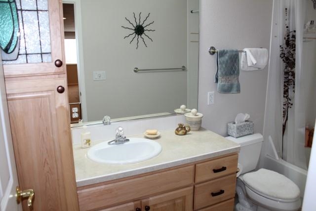 3313 N Lynden - Photo 15