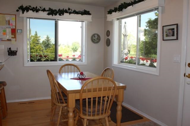 3313 N Lynden - Photo 5