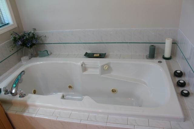 3313 N Lynden - Photo 7