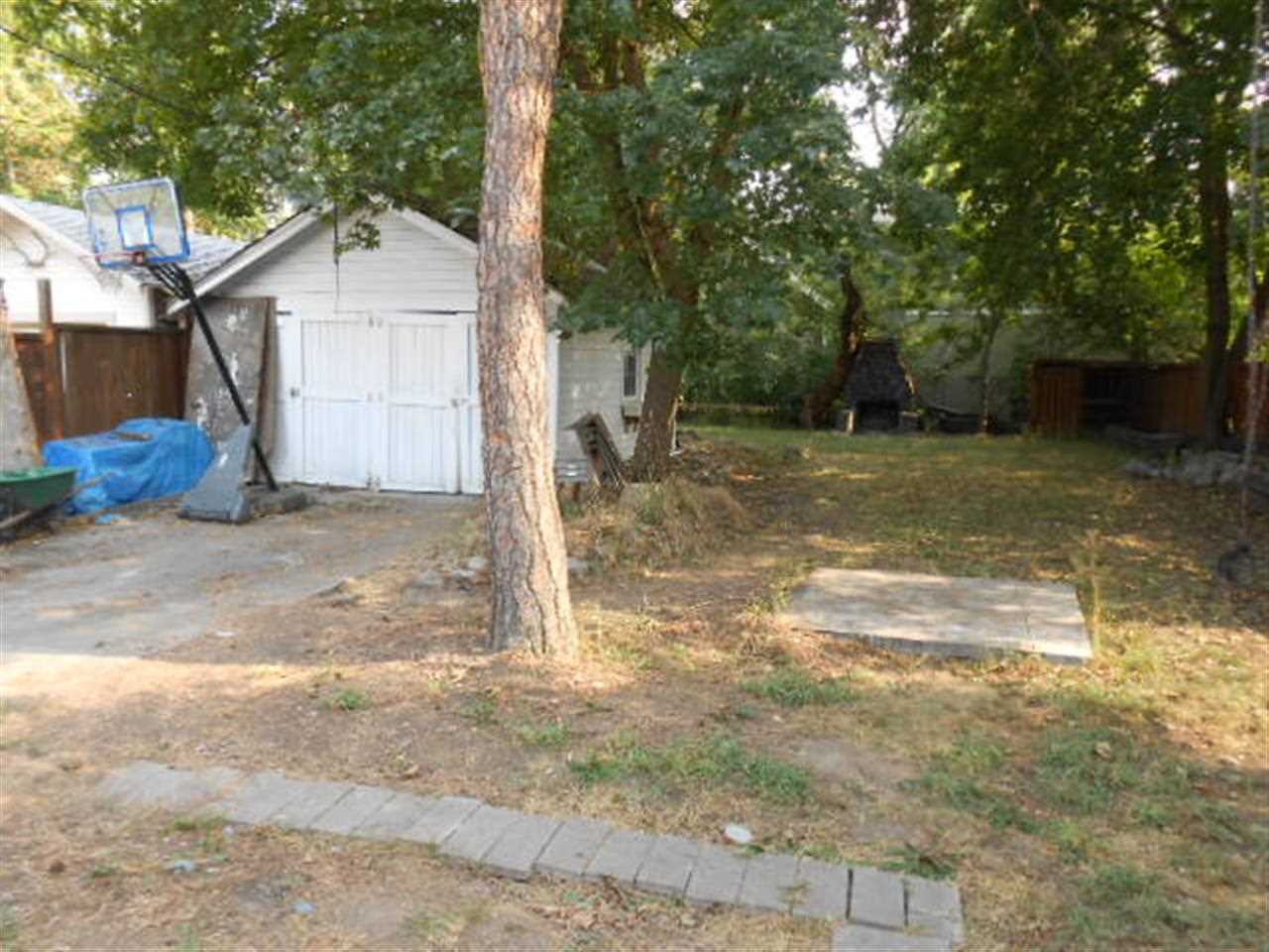 634 E 18th Ave - Photo 9