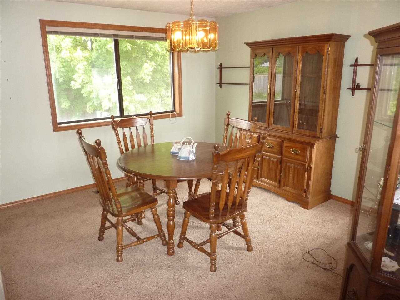 10101 N Moore St - Photo 3