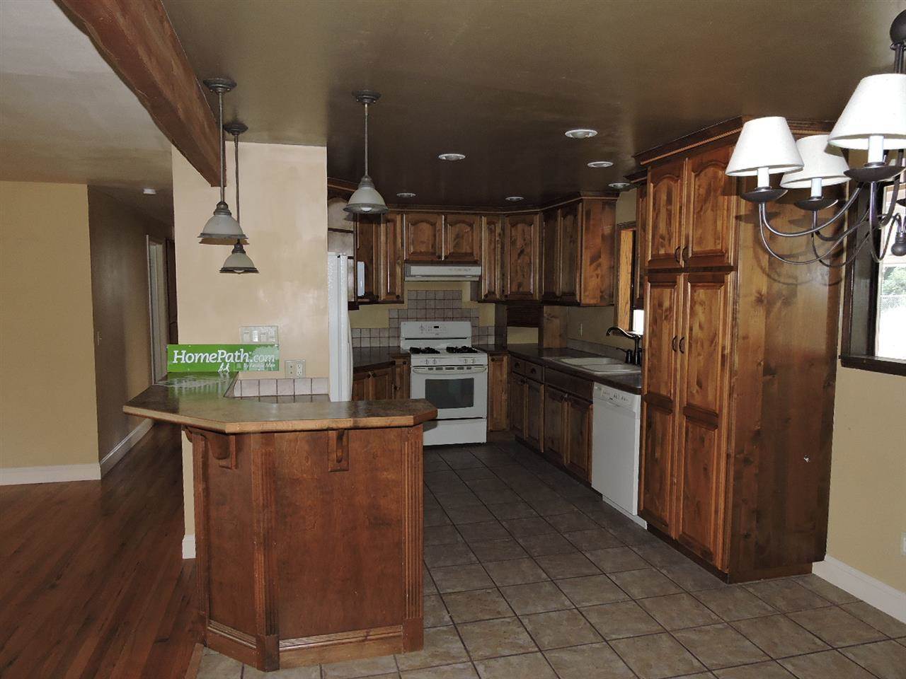 10504 E 5th Ave - Photo 3