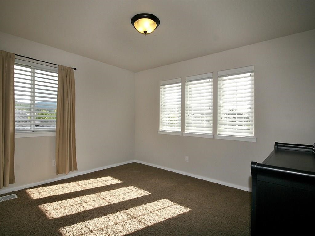 1940 N Winrock St - Photo 11