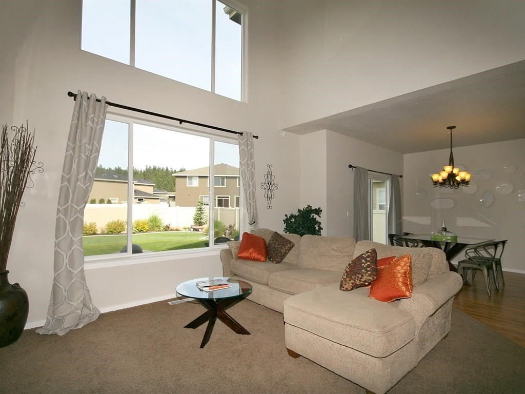 1940 N Winrock St - Photo 3