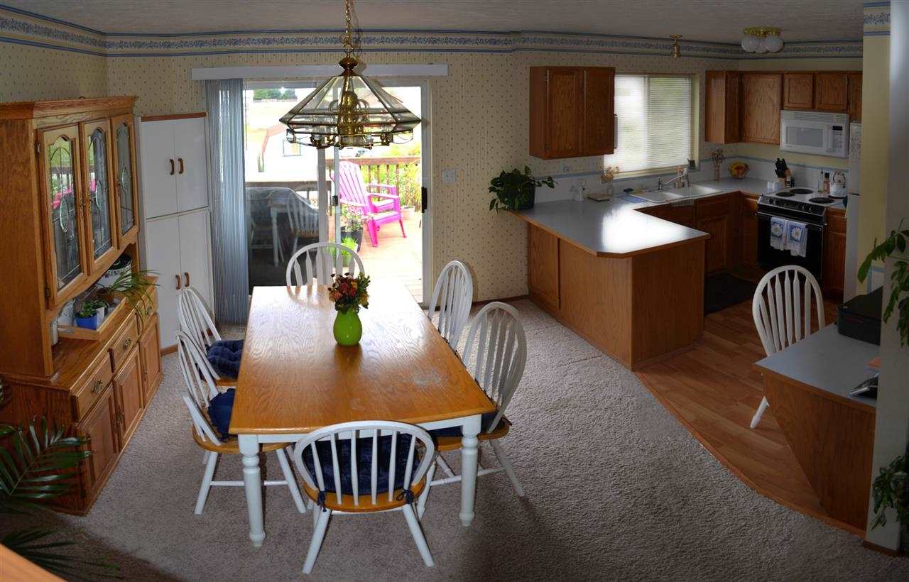 13517 E 16th Ave - Photo 7