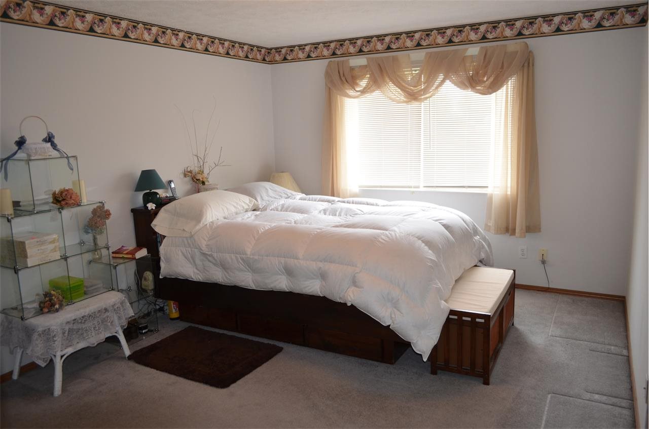 13517 E 16th Ave - Photo 9