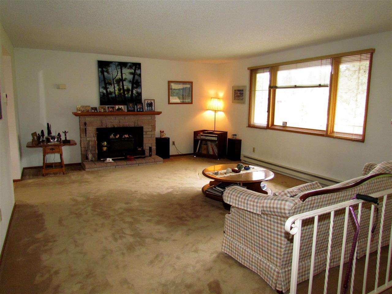 13805 E 32nd Ave - Photo 3