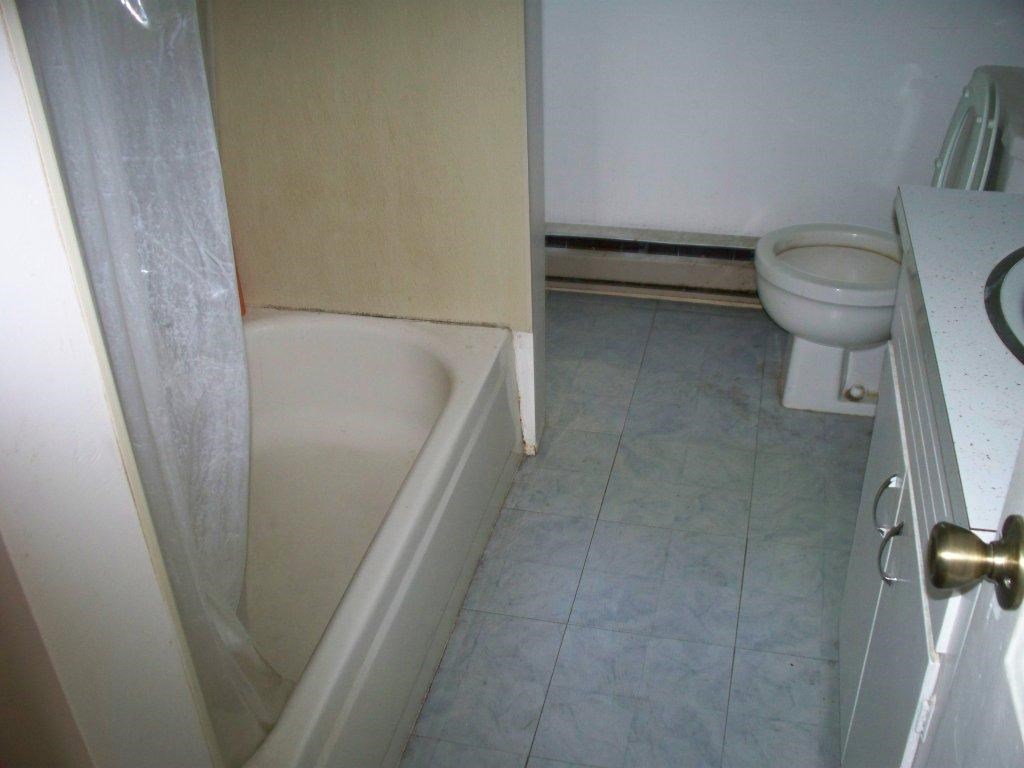 107 E 1st Ave - Photo 7