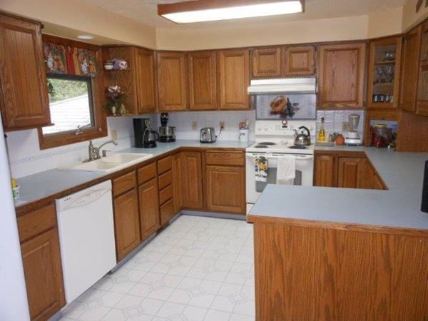 11304 N Madison St - Photo 3