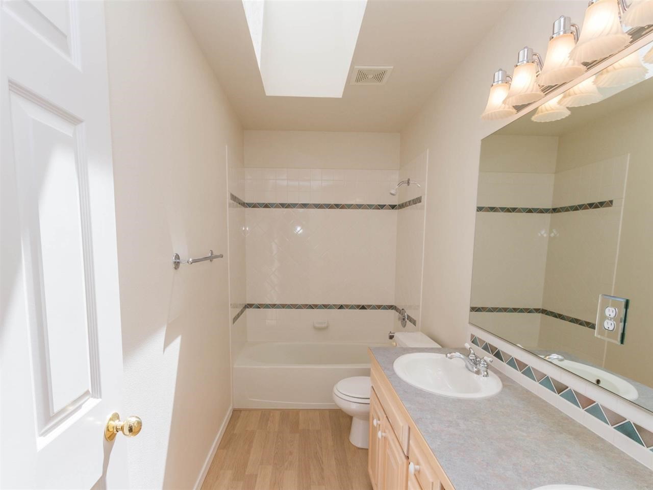 2210 E 54th Ln - Photo 16