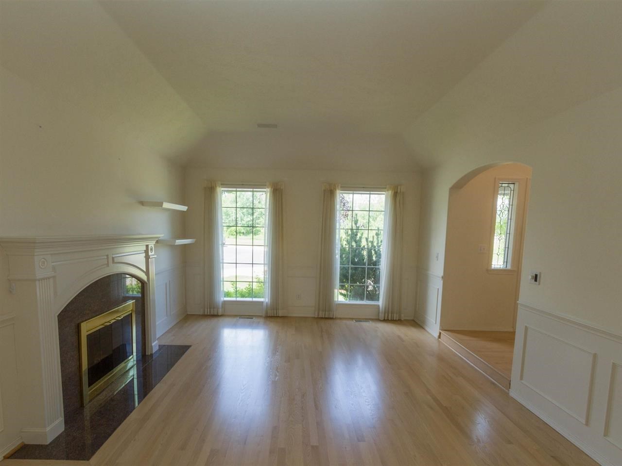 2210 E 54th Ln - Photo 4